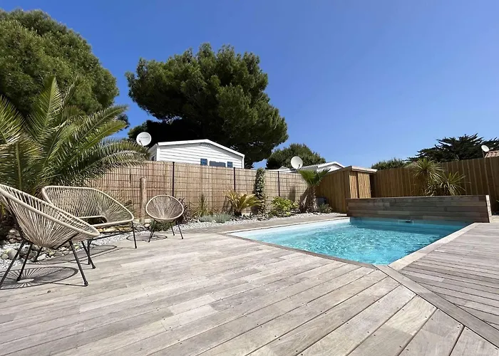 10 Personnes A 250m De La - Sdo000-143 * La Micheliere